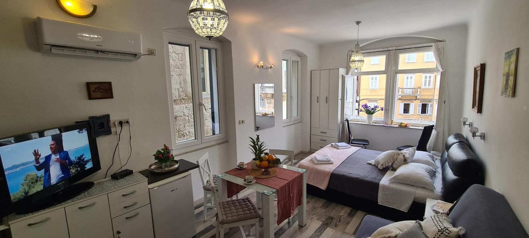 Old Square View Apartment Split Exterior foto